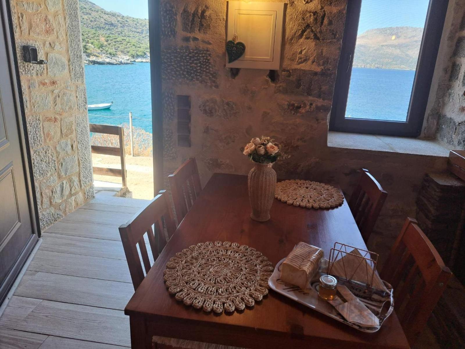 Villa Lagkadaki Sea View Argilia 外观 照片